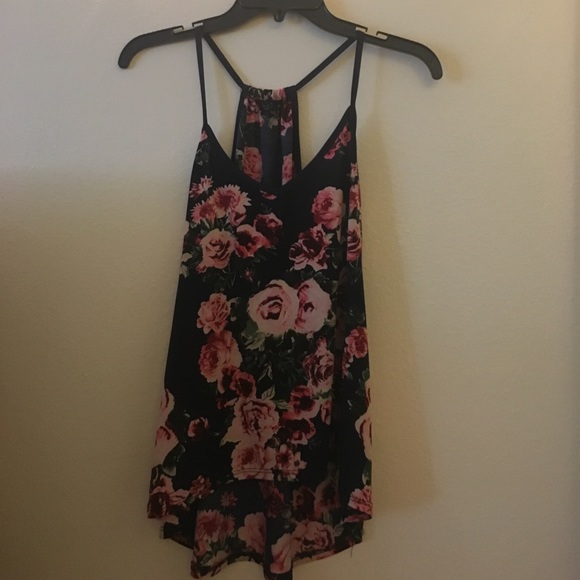 flattering navy blue floral top - Picture 2 of 3